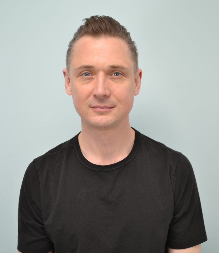 Certified Pilates Instructor and Physiotherapy Assistant Chris Csak
